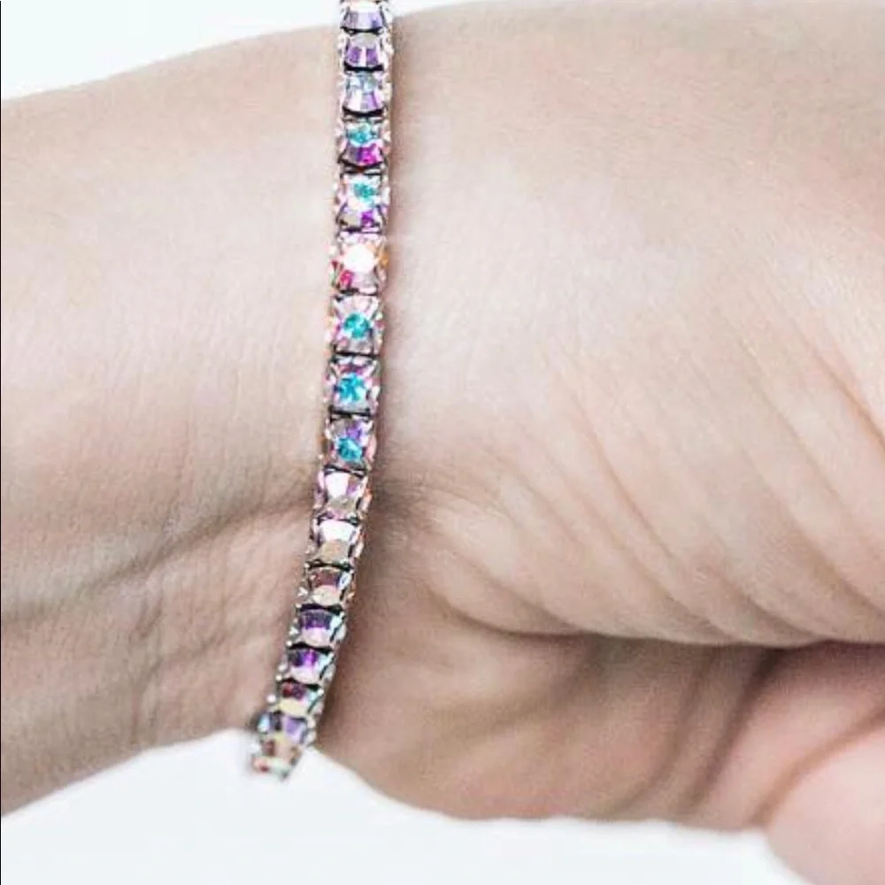 Touchstone Crystal by Swarovski stretch bracelet in aurore boreale new in pouch - Picture 1 of 4